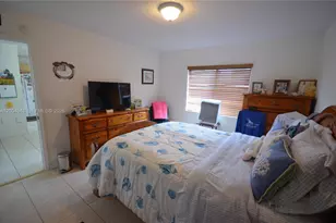 1270 SE 27th St, Homestead, FL 33035 - Photo 11