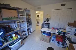 1270 SE 27th St, Homestead, FL 33035 - Photo 9