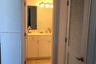 401 69th St, Miami Beach, FL 33141 - Photo 13