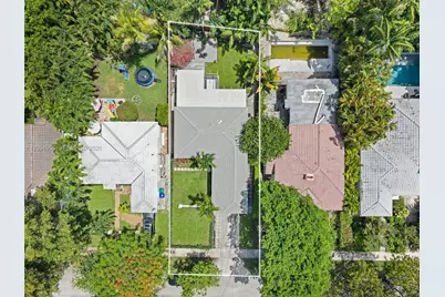 784 NE 71st St, Miami, FL 33138 - Photo 3
