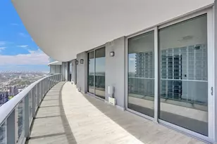 488 NE 18th St, Miami, FL 33132 - Photo 3