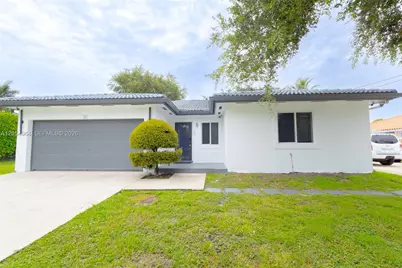 30 NW 159th St, Miami, FL 33169 - Photo 1