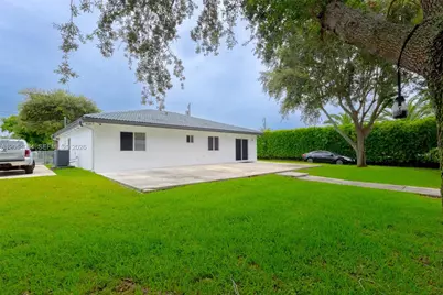 30 NW 159th St, Miami, FL 33169 - Photo 37