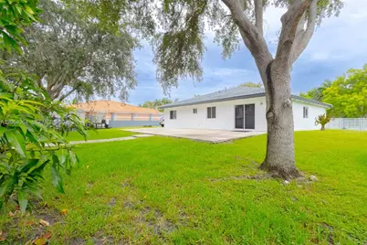 30 NW 159th St, Miami, FL 33169 - Photo 39