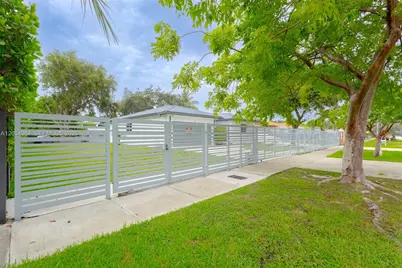 30 NW 159th St, Miami, FL 33169 - Photo 43