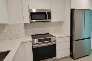2655 Collins Ave, Miami Beach, FL 33140 - Photo 3