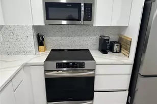 2655 Collins Ave, Miami Beach, FL 33140 - Photo 5