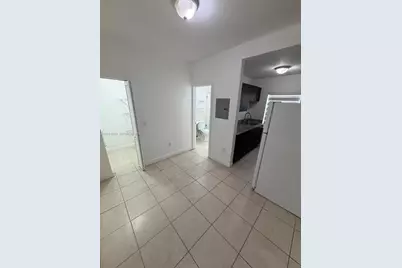 412 SW 10th Ave #1, Miami, FL 33130 - Photo 5