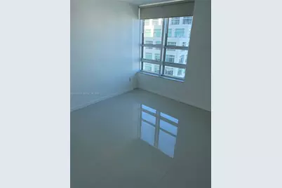 950 Brickell Bay Dr #3208, Miami, FL 33131 - Photo 7