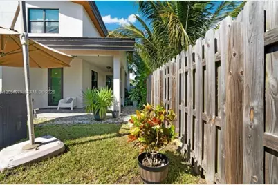 7641 NW 102nd Ct, Doral, FL 33178 - Photo 29