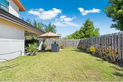 7641 NW 102nd Ct, Doral, FL 33178 - Photo 25