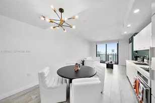 45 SW 9th St, Miami, FL 33130 - Photo 5