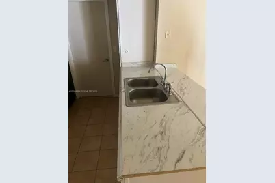 1104 SE 24th Ave #1104, Other City - In The State Of Florida, FL 33990 - Photo 5