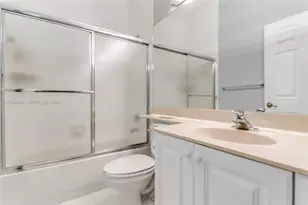 13860 SW 40th St, Davie, FL 33330 - Photo 29