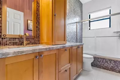 13860 SW 40th St, Davie, FL 33330 - Photo 25