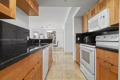 5085 NW 7th St #906, Miami, FL 33126 - Photo 7