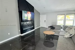 3415 55th Dr E, Bradenton, FL 34203 - Photo 3