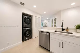 4952 SW 32nd Ave, Dania Beach, FL 33312 - Photo 13