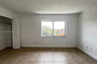 984 W 40th St, Hialeah, FL 33012 - Photo 37