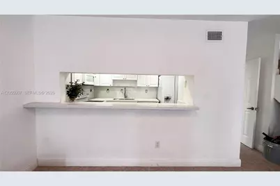 984 W 40th St #2, Hialeah, FL 33012 - Photo 15