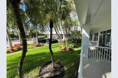 10275 Collins Ave #112, Bal Harbour, FL 33154 - Photo 19