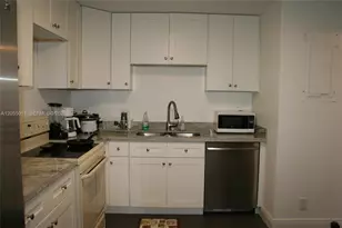 2762 S University Dr, Davie, FL 33328 - Photo 3