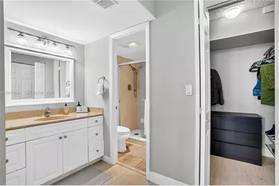 900 Saint Charles Pl #621, Pembroke Pines, FL 33026 - Photo 27