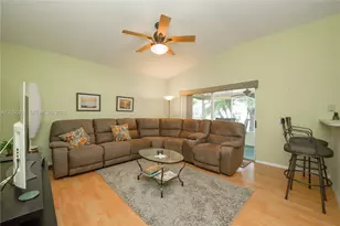460 SE 24th Dr, Homestead, FL 33033 - Photo 7