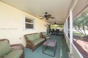 460 SE 24th Dr, Homestead, FL 33033 - Photo 11