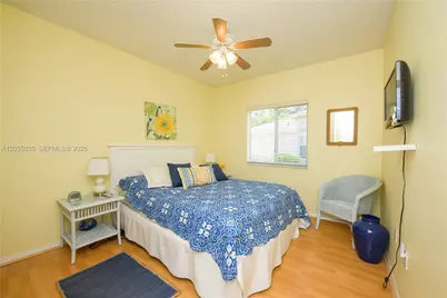 460 SE 24th Dr, Homestead, FL 33033 - Photo 13