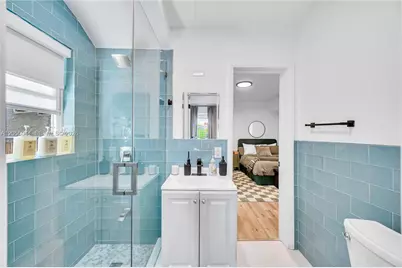 426 NE 26th St #1, Miami, FL 33137 - Photo 35