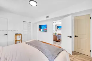 426 NE 26th St, Miami, FL 33137 - Photo 29