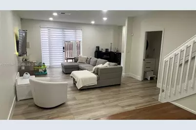 13540 NW 7th Ct #13540, Pembroke Pines, FL 33028 - Photo 3
