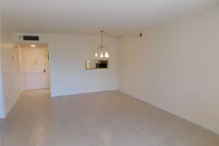 8065 SW 107th Ave, Miami, FL 33173 - Photo 7