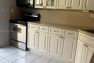 1907 SW 107th Ave, Miami, FL 33165 - Photo 5
