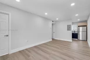 560 NE 63rd St, Miami, FL 33138 - Photo 19