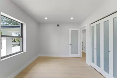 2315 NW 97th St, Miami, FL 33147 - Photo 25