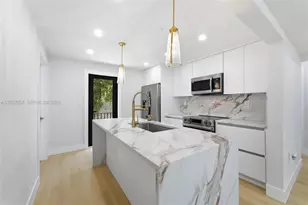 2315 NW 97th St, Miami, FL 33147 - Photo 9