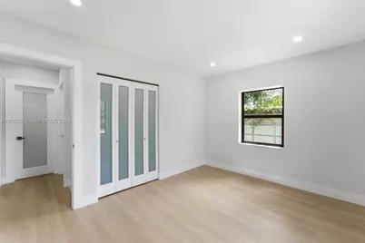 2315 NW 97th St, Miami, FL 33147 - Photo 19