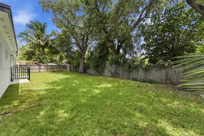 2315 NW 97th St, Miami, FL 33147 - Photo 41
