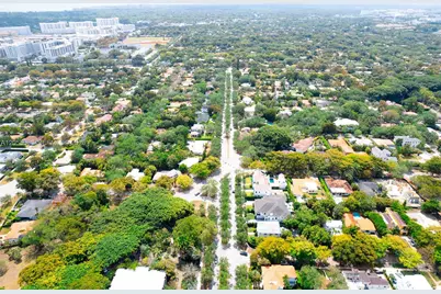 580 University Dr #2, Coral Gables, FL 33134 - Photo 19