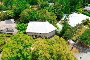 580 University Dr, Coral Gables, FL 33134 - Photo 11