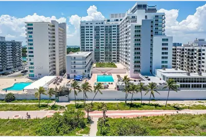 5401 Collins Ave #513, Miami Beach, FL 33140 - Photo 3