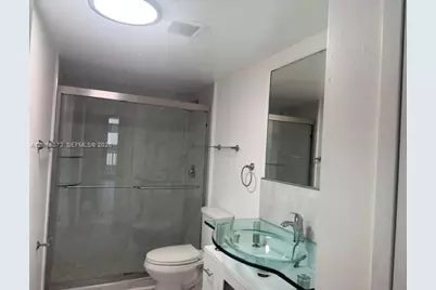5401 Collins Ave #513, Miami Beach, FL 33140 - Photo 29