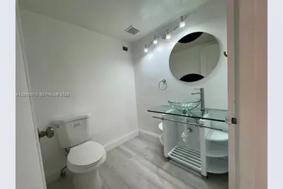 5401 Collins Ave #513, Miami Beach, FL 33140 - Photo 31