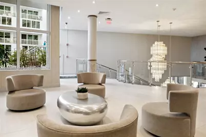 5401 Collins Ave #513, Miami Beach, FL 33140 - Photo 15
