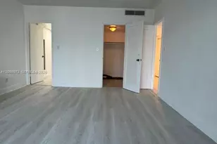 5401 Collins Ave, Miami Beach, FL 33140 - Photo 27