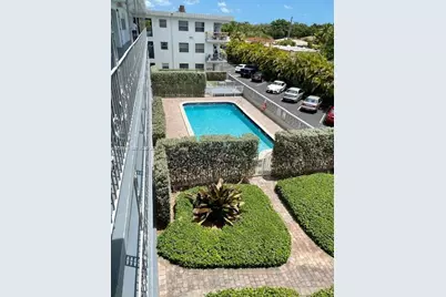 3100 W Flagler St #203, Miami, FL 33135 - Photo 15