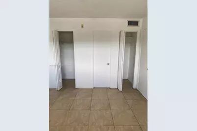 3100 W Flagler St #203, Miami, FL 33135 - Photo 11