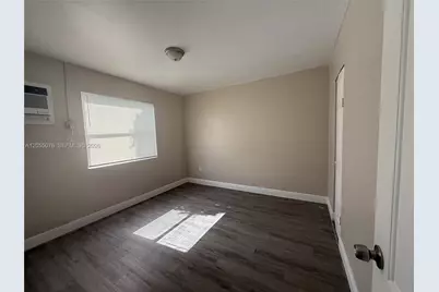 6901 NW 8th Ave, Miami, FL 33150 - Photo 13